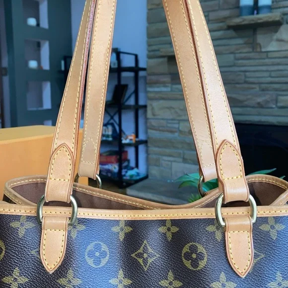 Louis Vuitton Brown Monogram Tote Bag - Picture 11 of 17